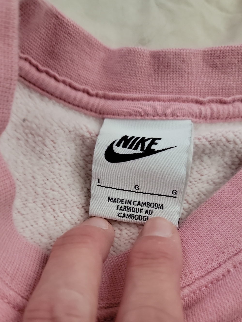 Nike Pink Cropped Short-Sleeve Crewneck Sweatshirt - Picture 2 of 4